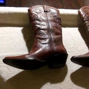 White House Black Market boots 10 women's